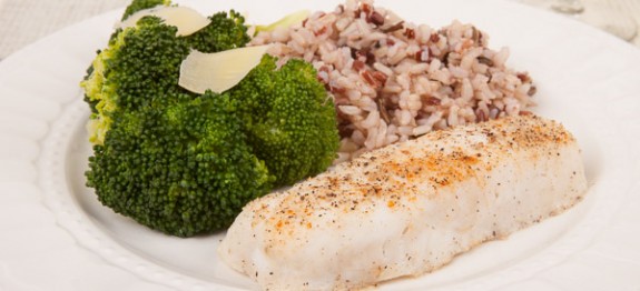 Broiled Fish with Steamed Broccoli and Rice Medley