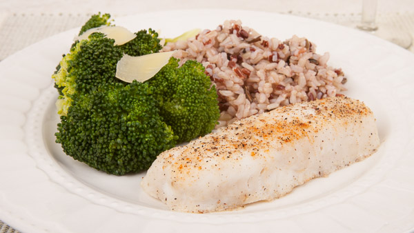 Broiled Fish with Steamed Broccoli and Rice Medley