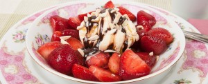 Fresh Strawberries with Ice Cream